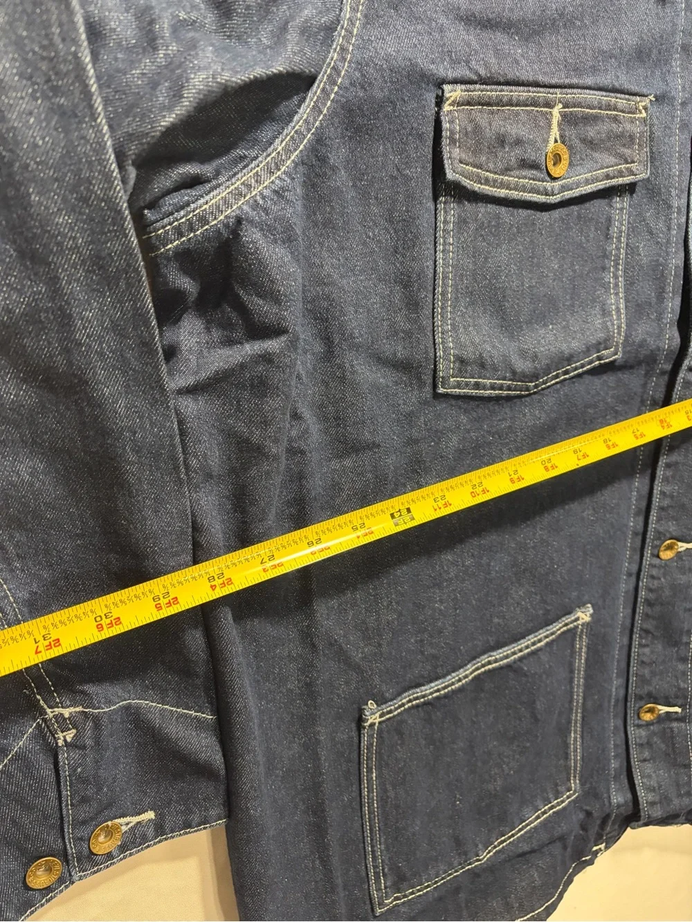 Levis straight cut